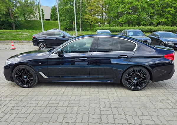 BMW Seria 5 cena 122998 przebieg: 228000, rok produkcji 2018 z Olsztyn małe 106